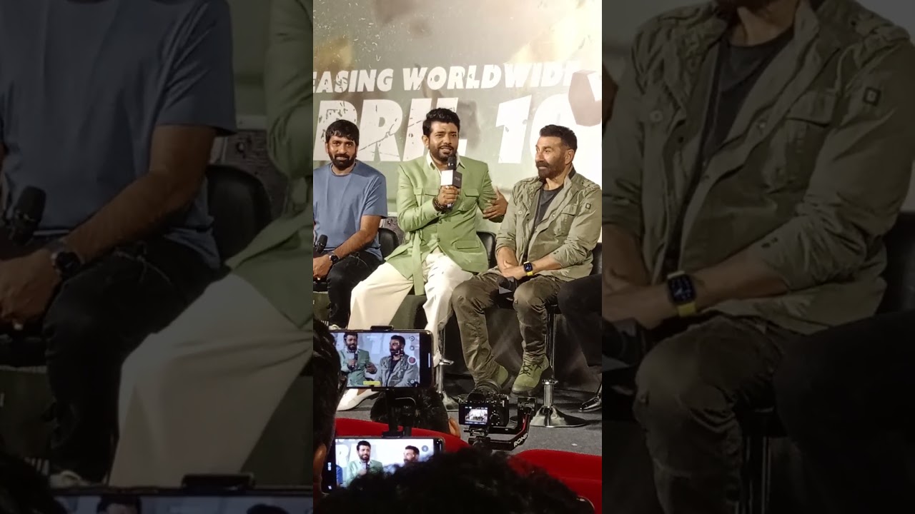 Actor Vineet Kumar Singh and Sunny Deol at 