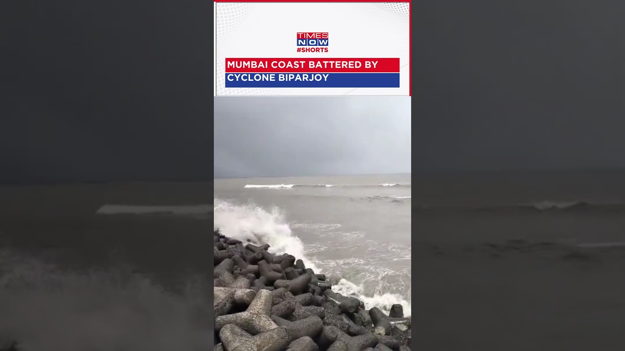 Cyclone Biparjoy: Gusty Winds, High Tidal Waves At Marine Drive #shorts