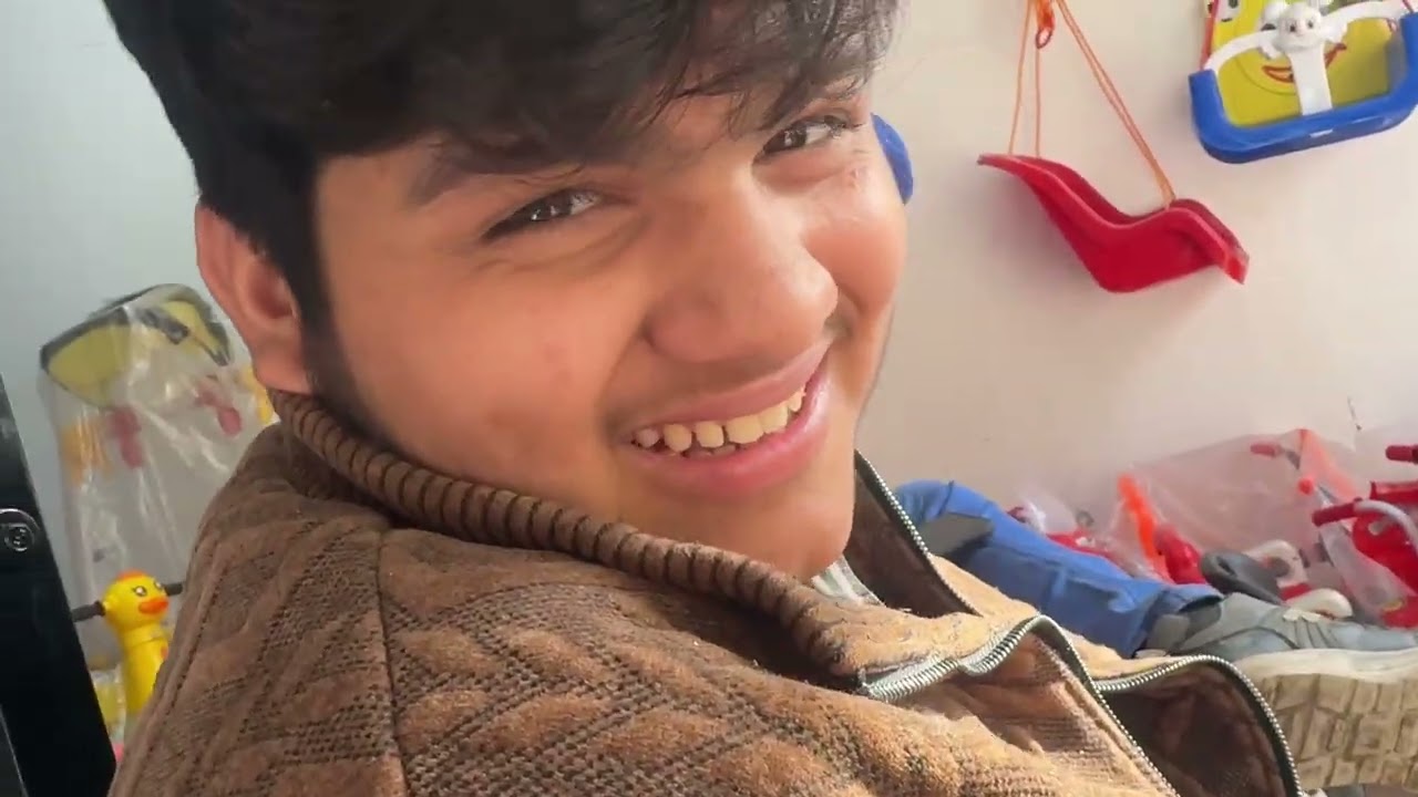 Ahmad kehta Saudiya jao ps5 ly ke do