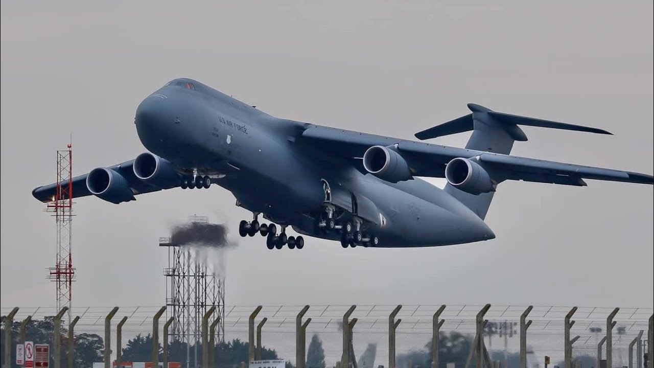 INCREDIBLE C5 GALAXY TAKEOFF FROM RAF MILDENHALL 