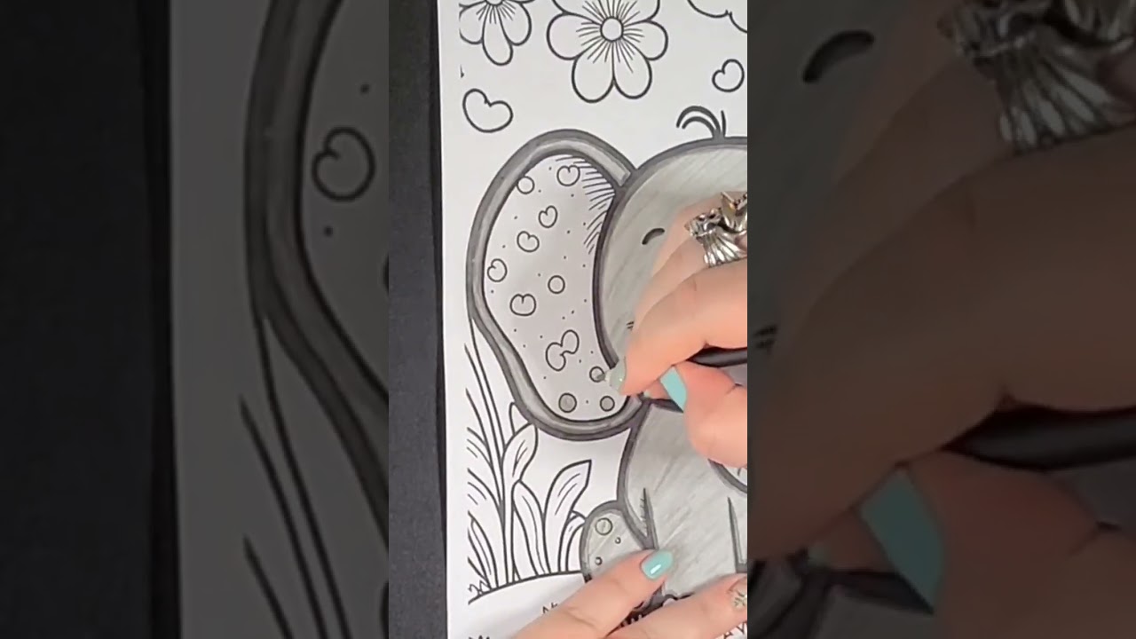 Cute elephant speed coloring