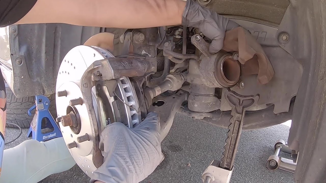 1st Timer Learns How To Do Brakes on a 2012 Toyota Camry