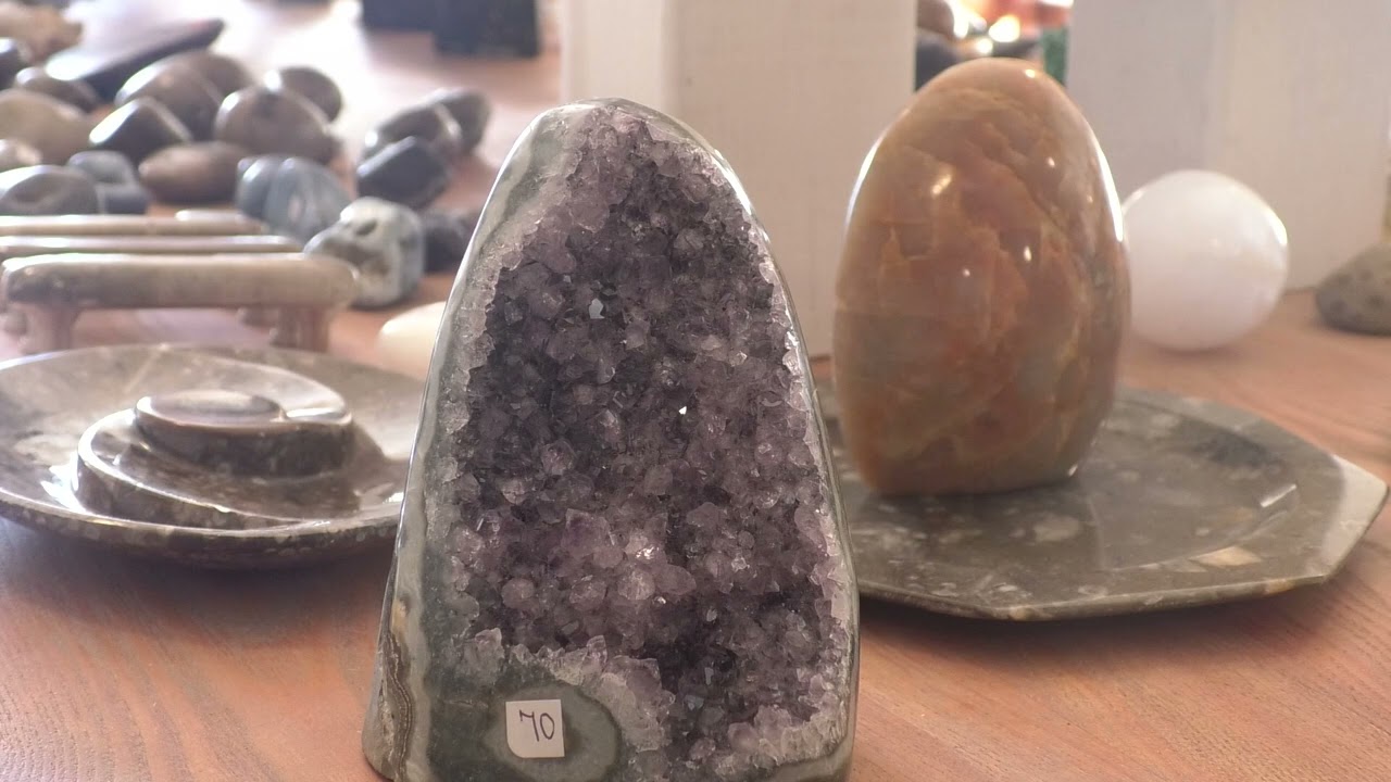 Feature Story 1 - Rock Collecting - Zander