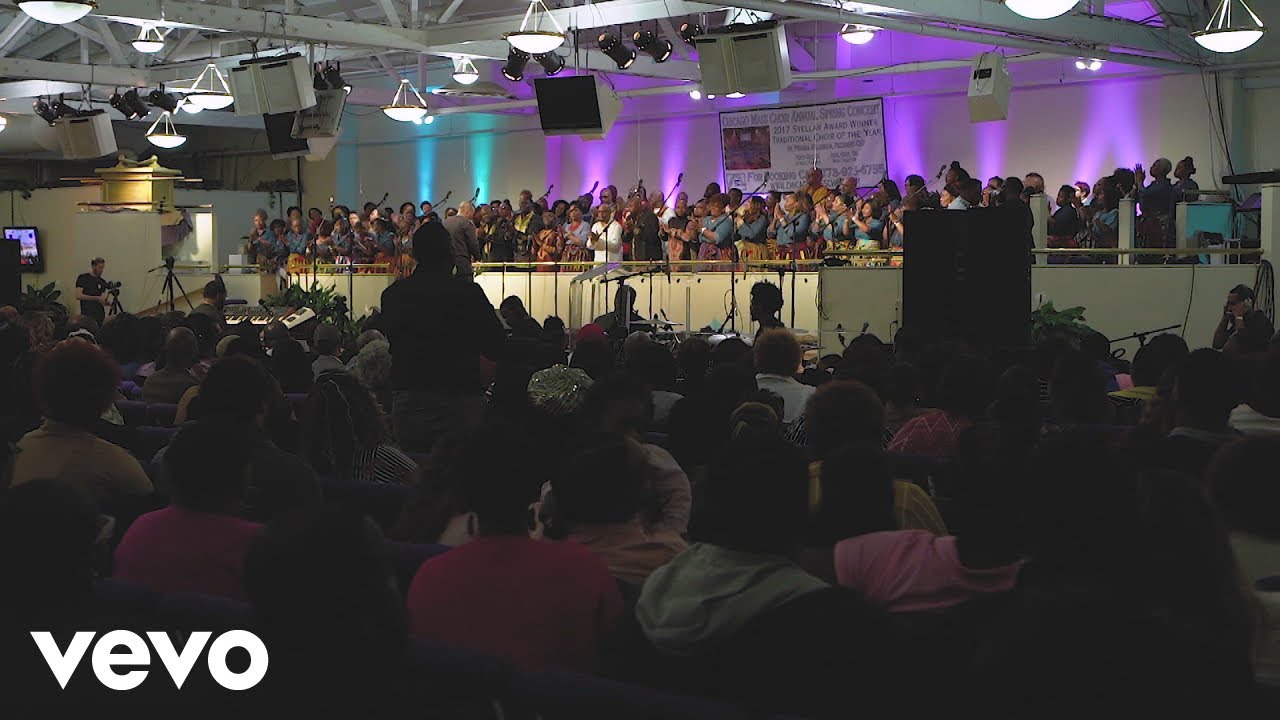 Chicago Mass Choir - God is Still Alive