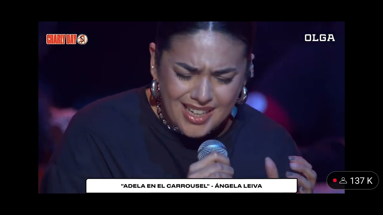 Ángela Leiva- Adela en el carrousel