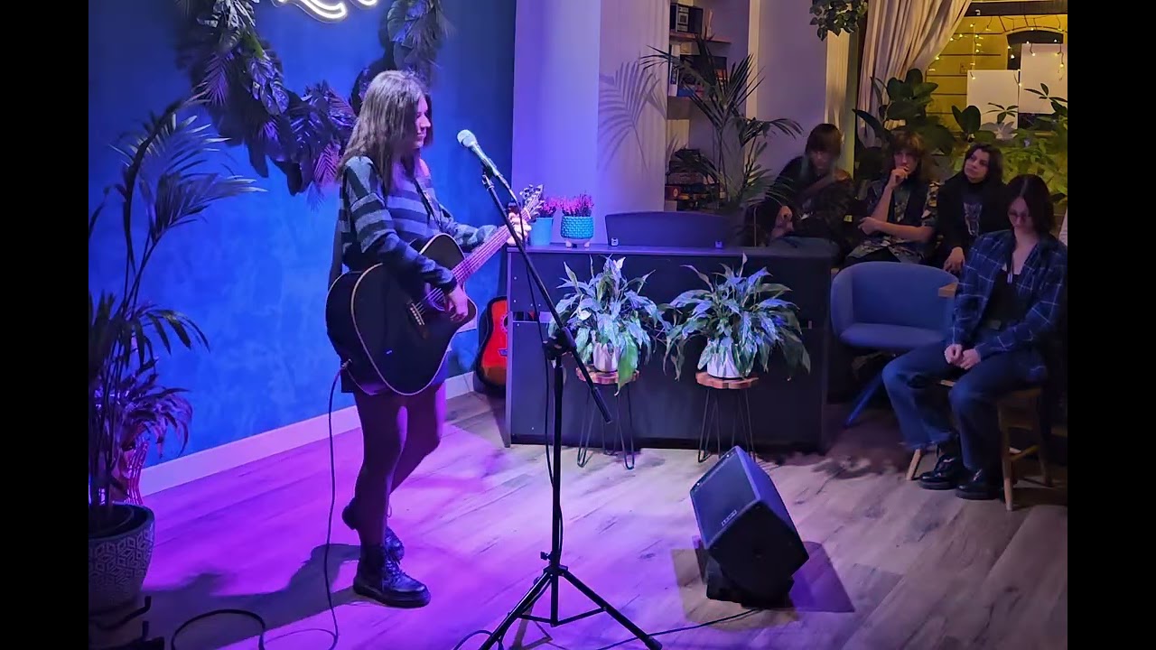 Michalina Matuszak - DALEJ ( live session) 