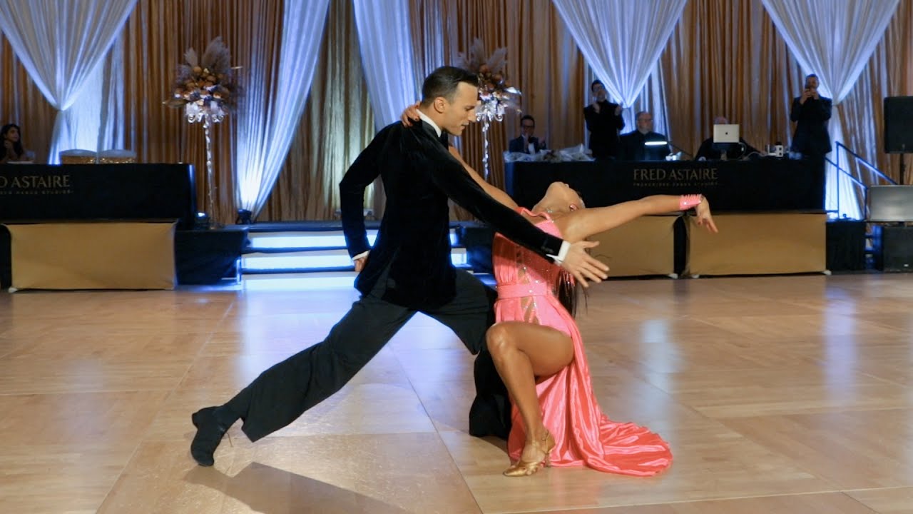 Kharyton Khomenko and Anastasiya Khomenko - Professional American Smooth Show Dance 2022