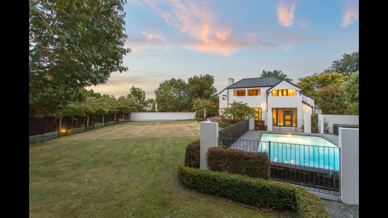 3 Lewisham Park, Saint Albans