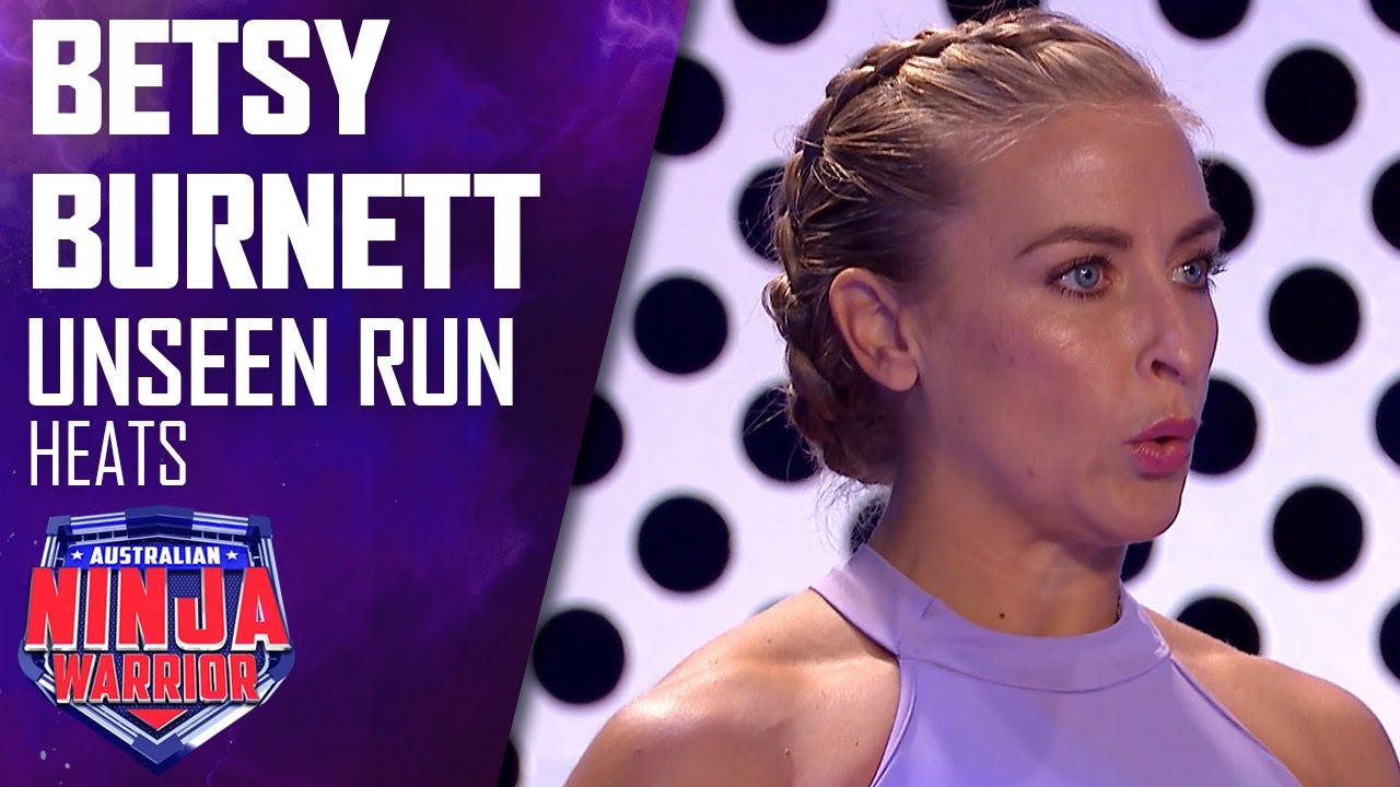 Betsy Burnett splashes on the Butterfly Wall | Australian Ninja Warrior 2020