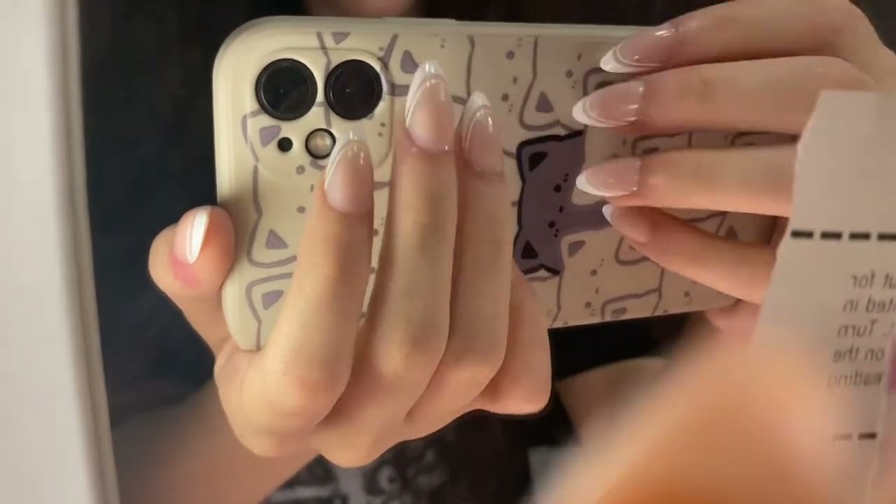 This Video WILL Relax You [ ASMR Camera and Phone Tapping / Scratching ] NO TALKING ^_^