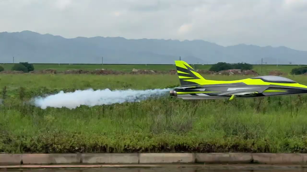 SKYWING JET  2.4M falcon