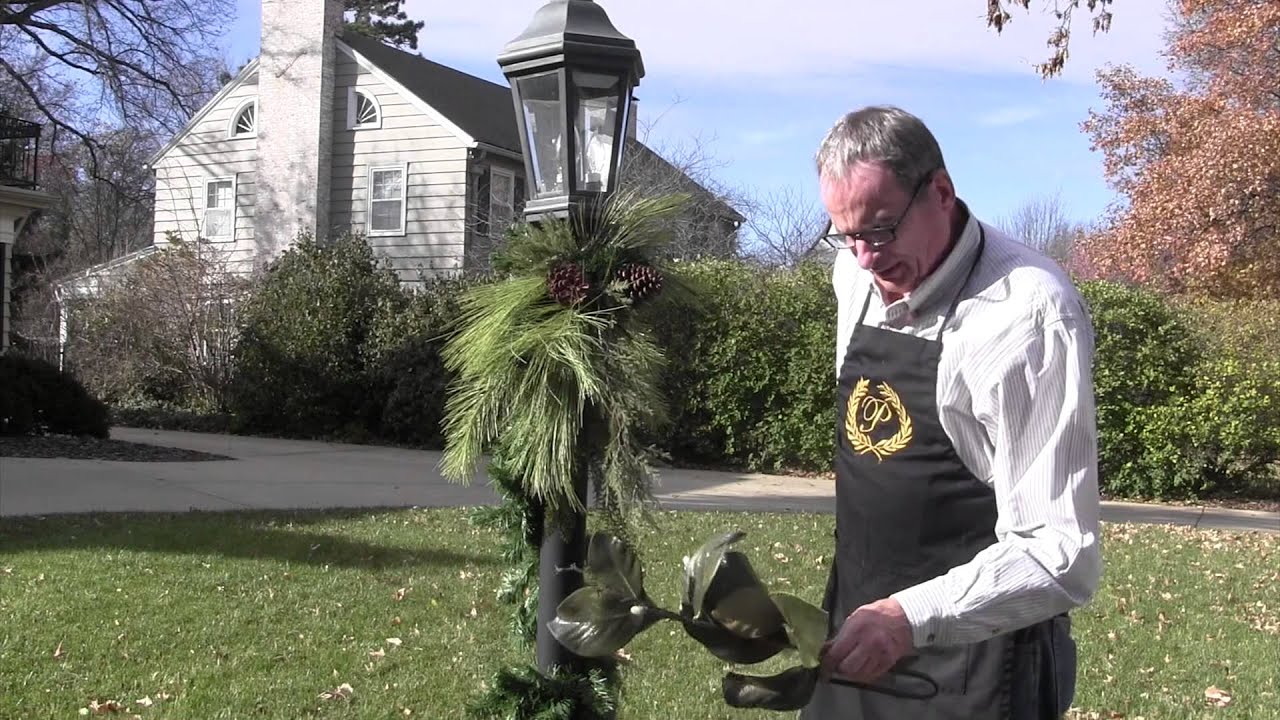 Decorating with David - How to Decorate a Lamp Post