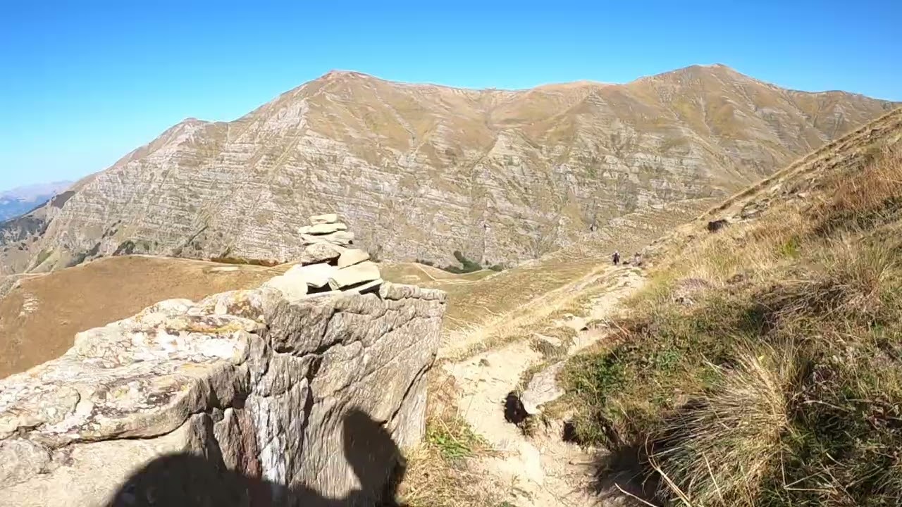 discesa dal Monte Gorzano traverso prima del bosco