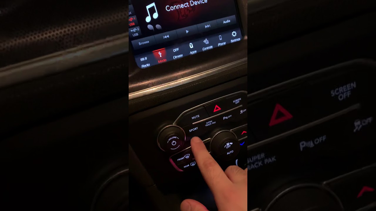 Dodge/charger  شرح حول كير الجارجر ولمس الشاشة /Explain about Awd and 4wd and 2wd or rwd and