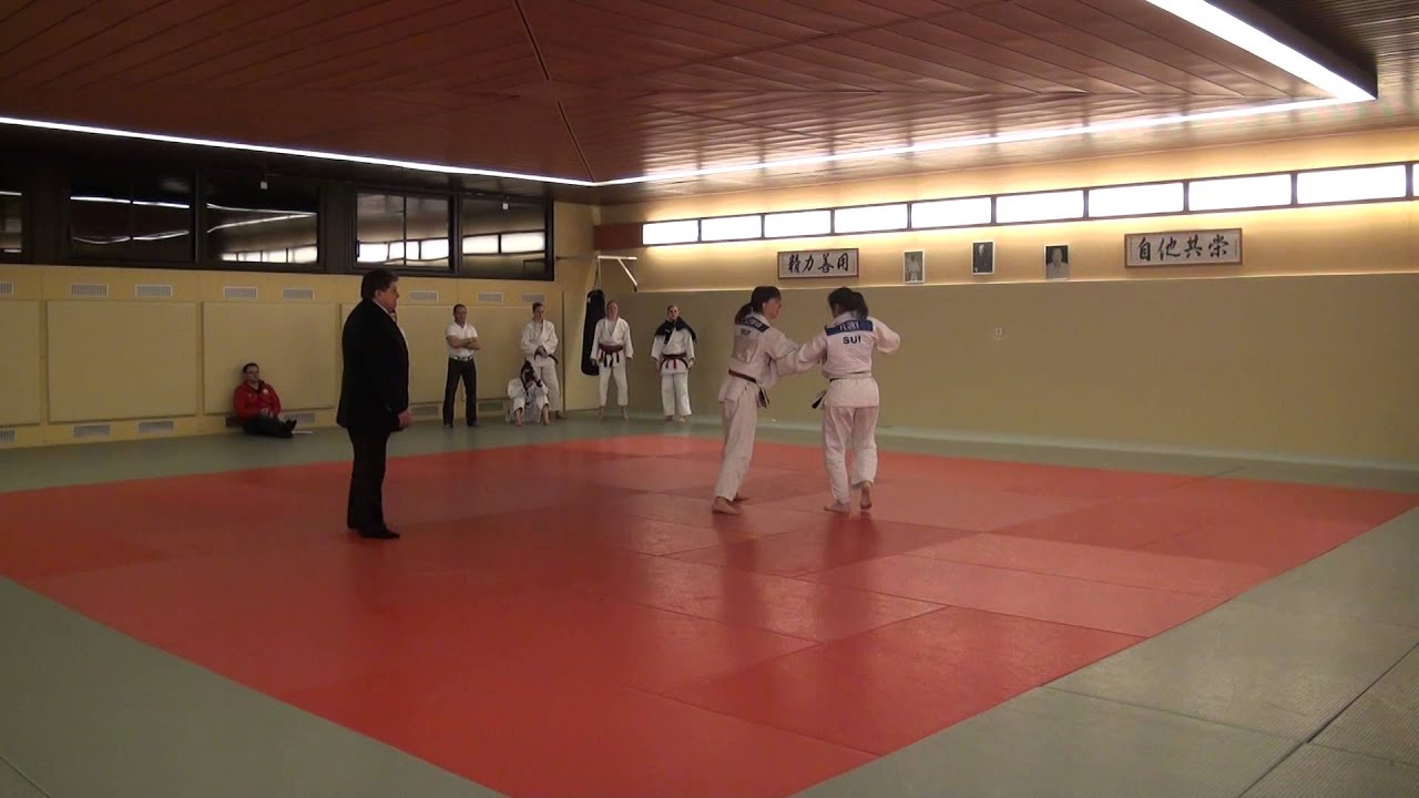 JUDO CLUB CAROUGE CSE 2015 Tour 3 Dames R1 JC CAROUGE -JUDO BIEL DAMES 7 - 3