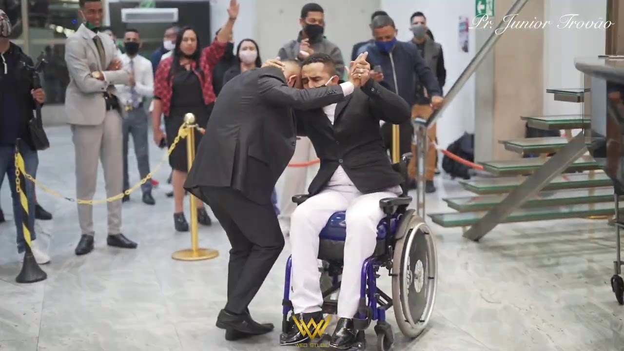 Vigília AD Brás 2020  - Pastor Junior Trovão  Deus tomo a Casa