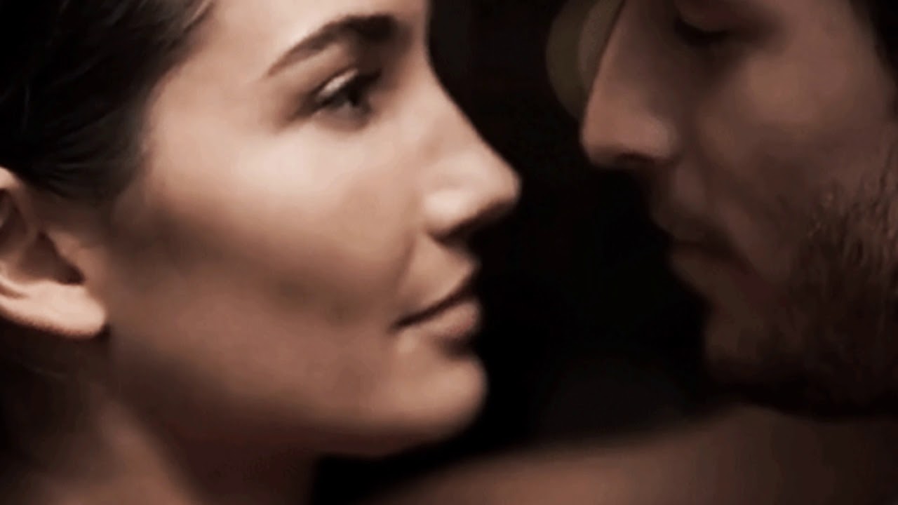 Aceasta melodie m a cucerit ,asculto si tu ...ღ♫*ღ♫*♥✬❥☽✸❖