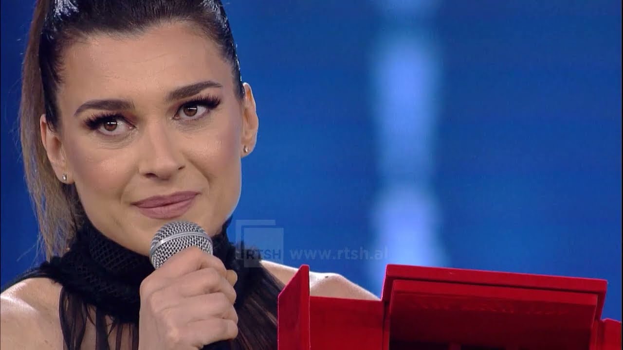 Elsa Lila fiton Festivalin e Këngës në RTSH, vendi i dytë dhe i tretë