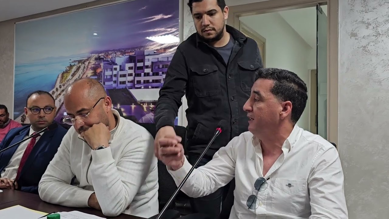 جماعة الناظور تعقد دورتها لماي 2025 وتناقش قضايا حيوية..العزوزي يكشف جديد دفتر تحملات دعم الجمعيات