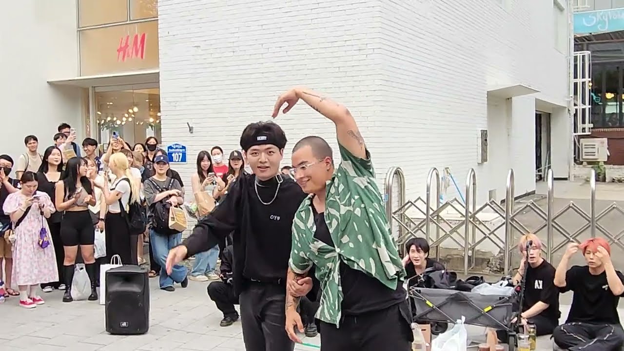 20230725 《Gentleman#젠틀맨》 Antares#안타레스 Hongdae Busking 홍대 버스킹 SnowHorse#눈말 184505