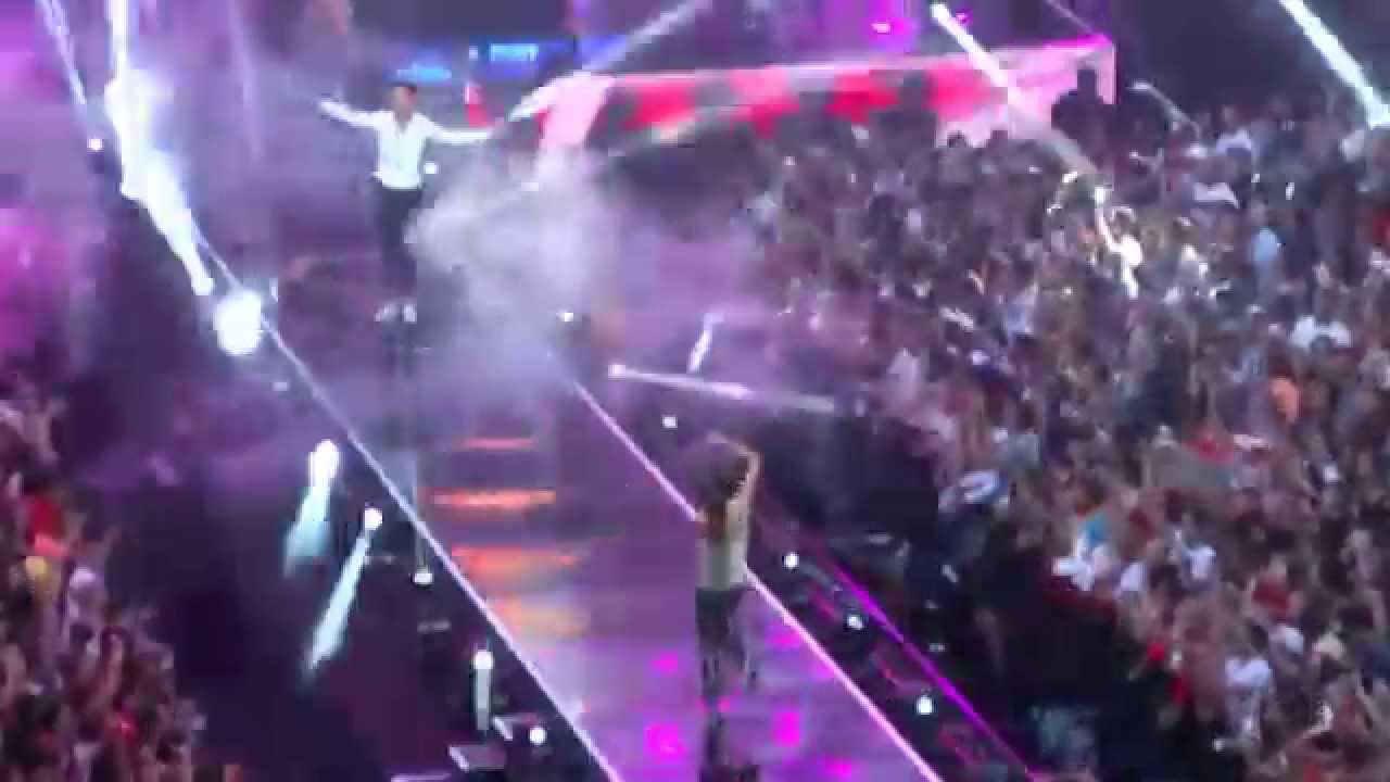 Arènes de Nimes - Juin 2015 - Zazie et Mika Banana Split