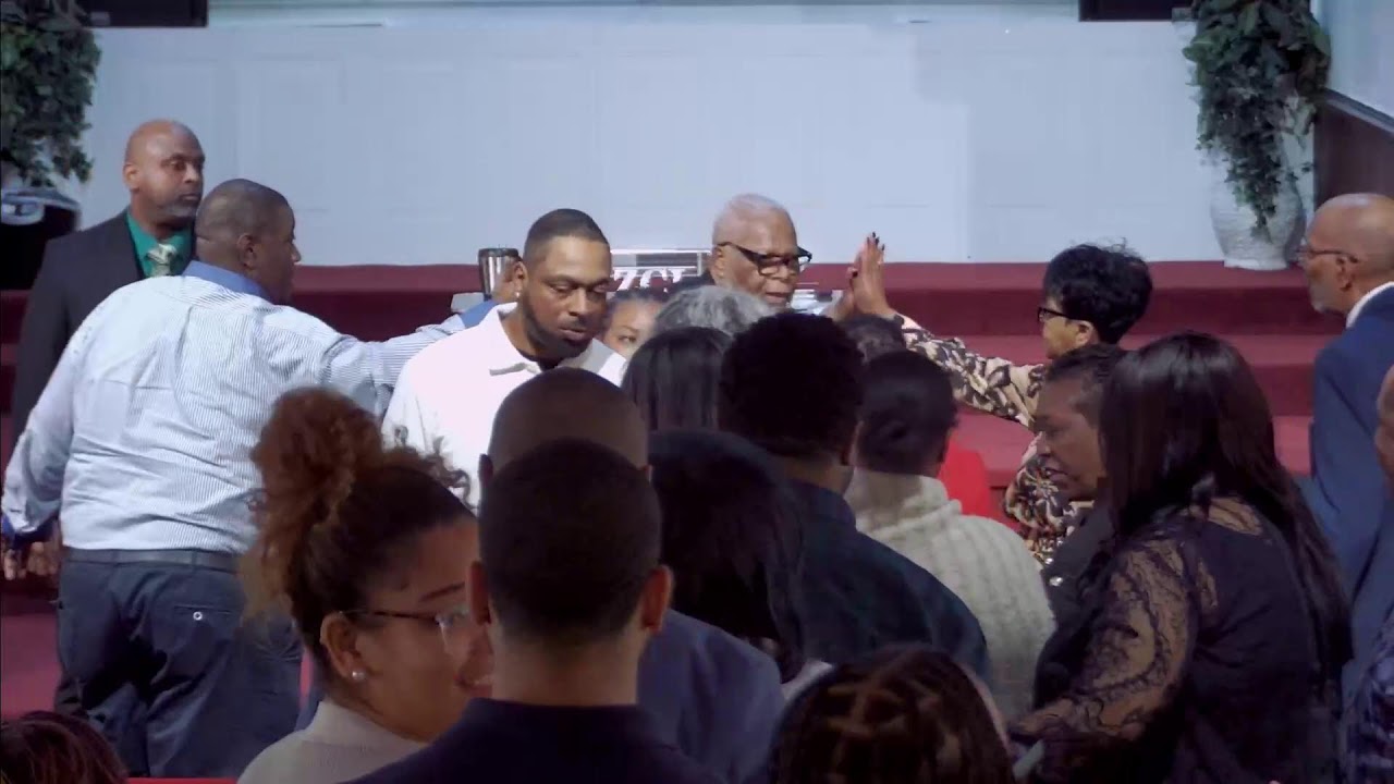 11 am Worship