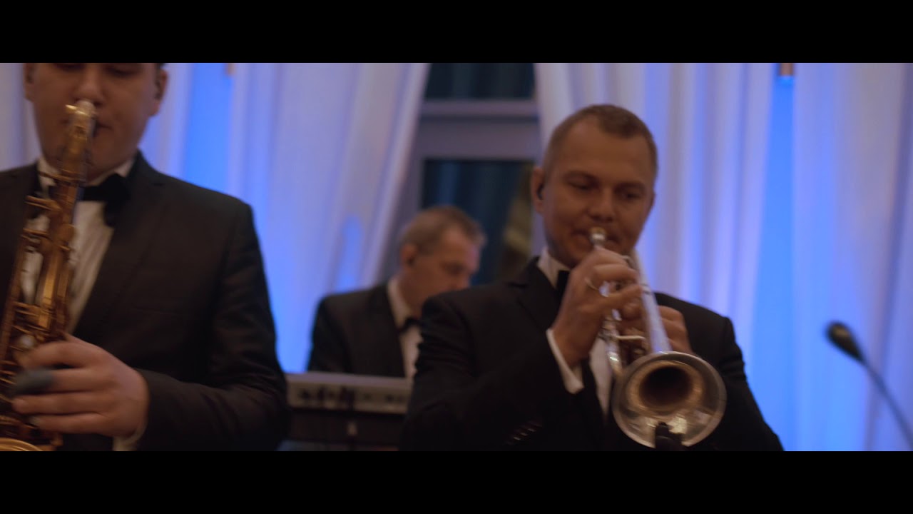 Commers Band - HOT STUFF