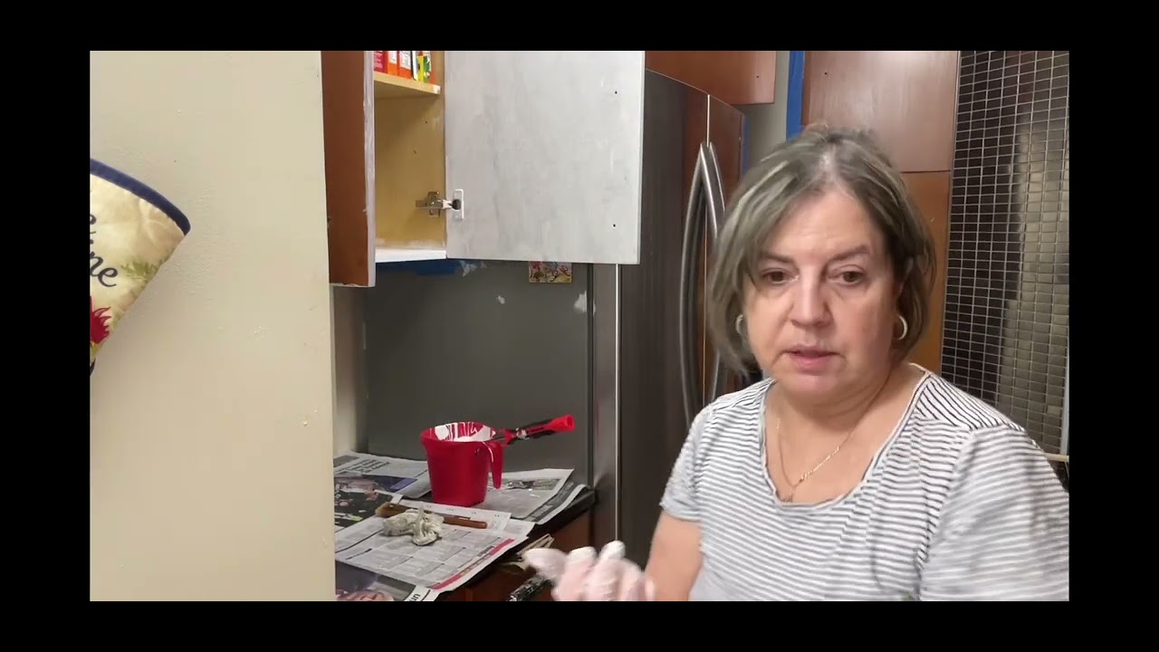 Yo sola pinto los estantes de la cocina y la decoro gracias a Temu