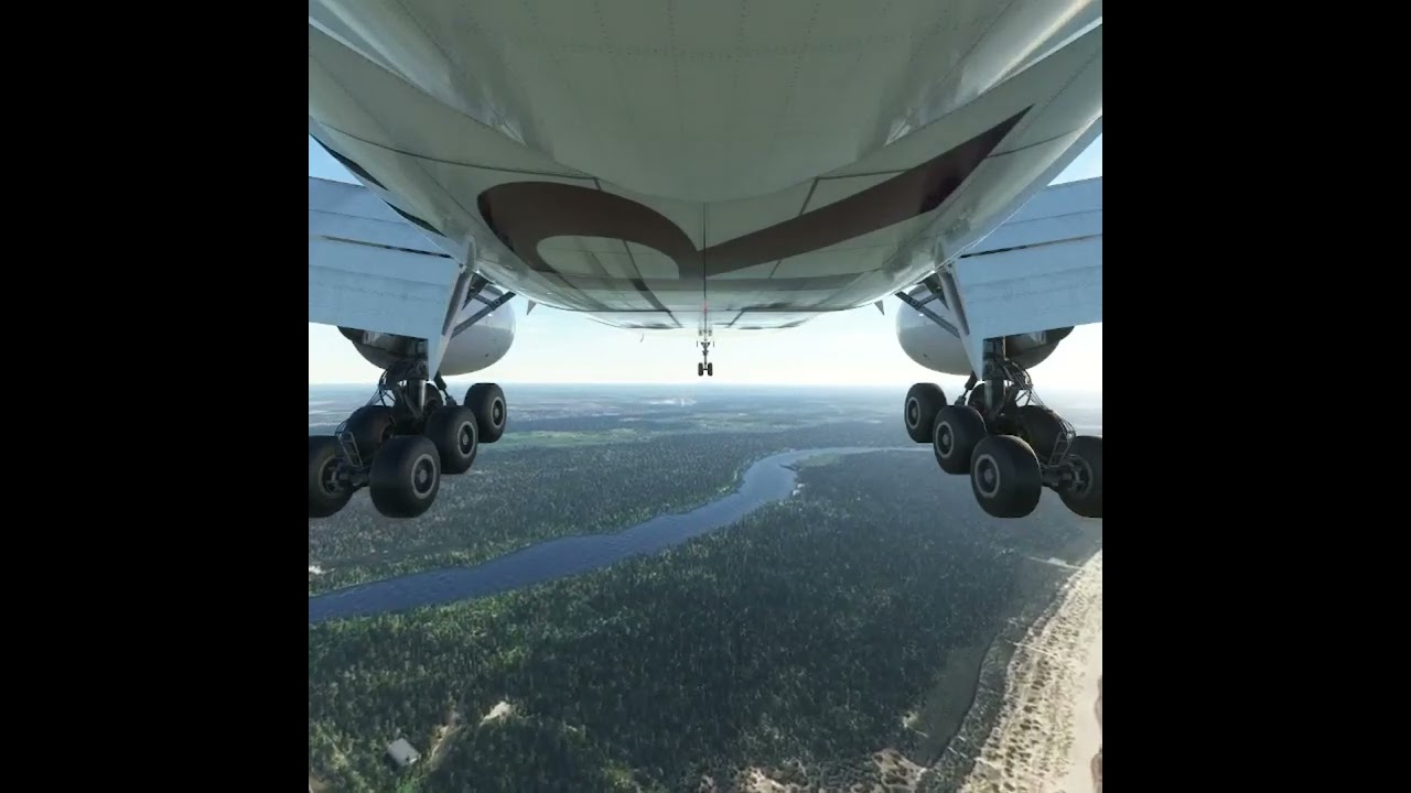 Latvia 🇱🇻 /- "Riga Airport" Landing 🛬 Of B-777