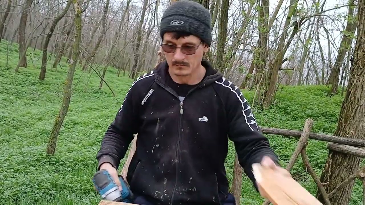 Am văzut cea mai mare urma de porc mistreț la troita din pădure