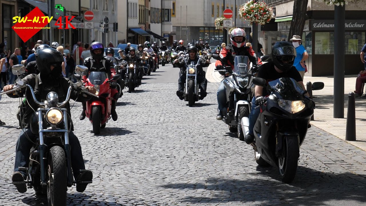 Motorrad - Demo gegen Fahrverbote an Sonn und Feiertagen