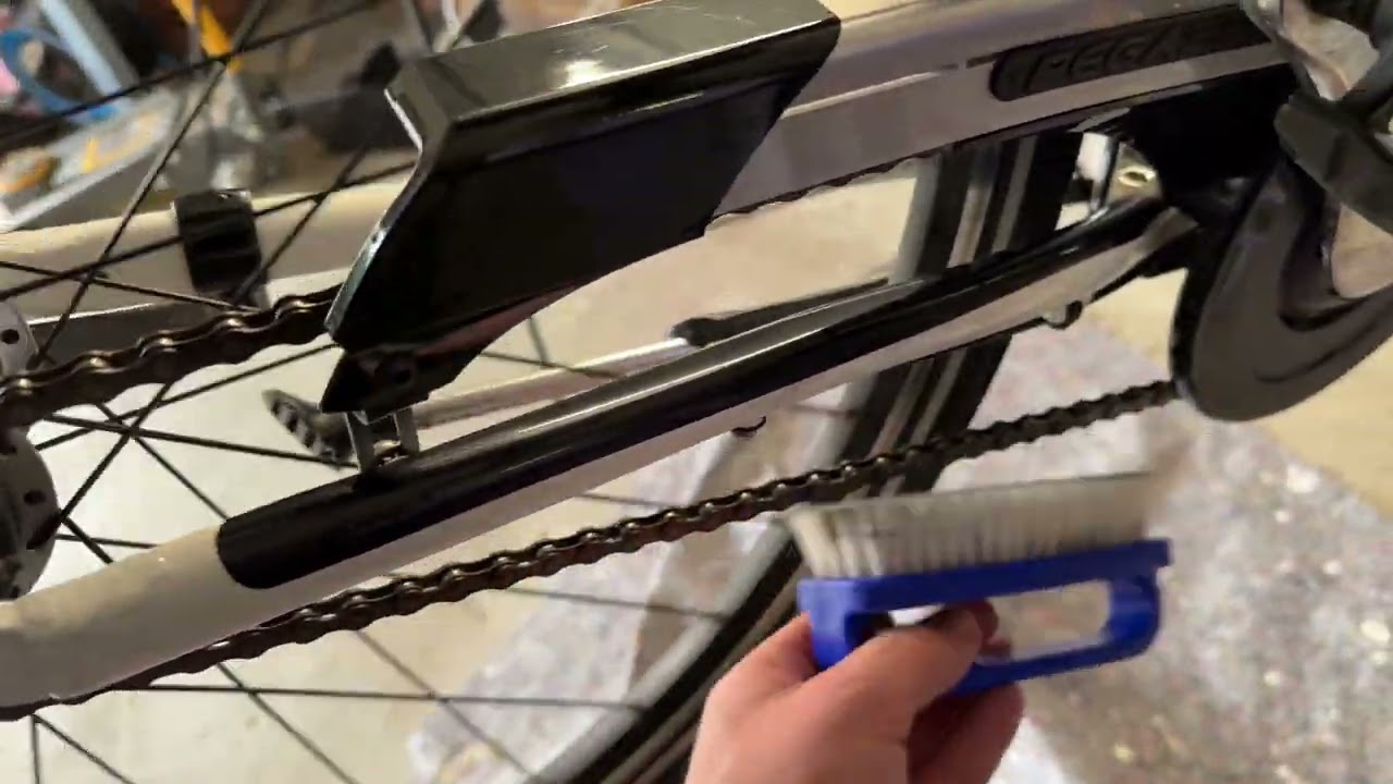 Damenrad komplett reinigen und schmieren - Fahrrad schrubben (Wartung) Anleitung