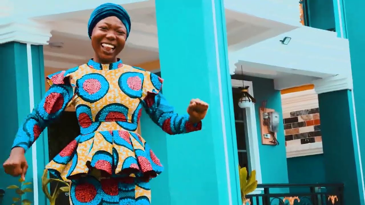 ADOMBA NANCY-AGYAPA(Official Music Video)