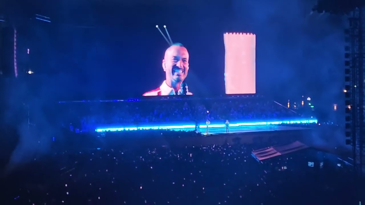 Joseeee JBalvin invitado especial de Benito! CdMX