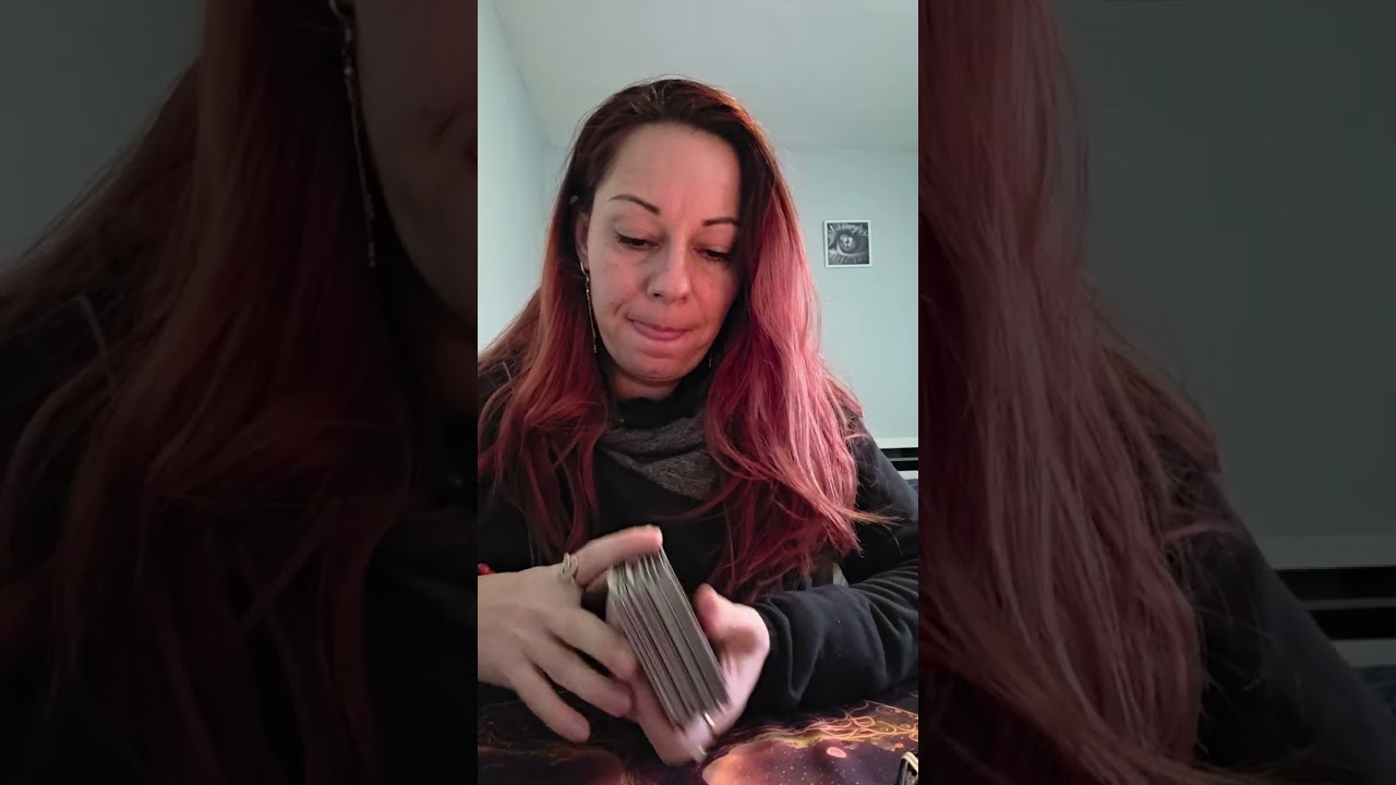 Коя си ти?👩