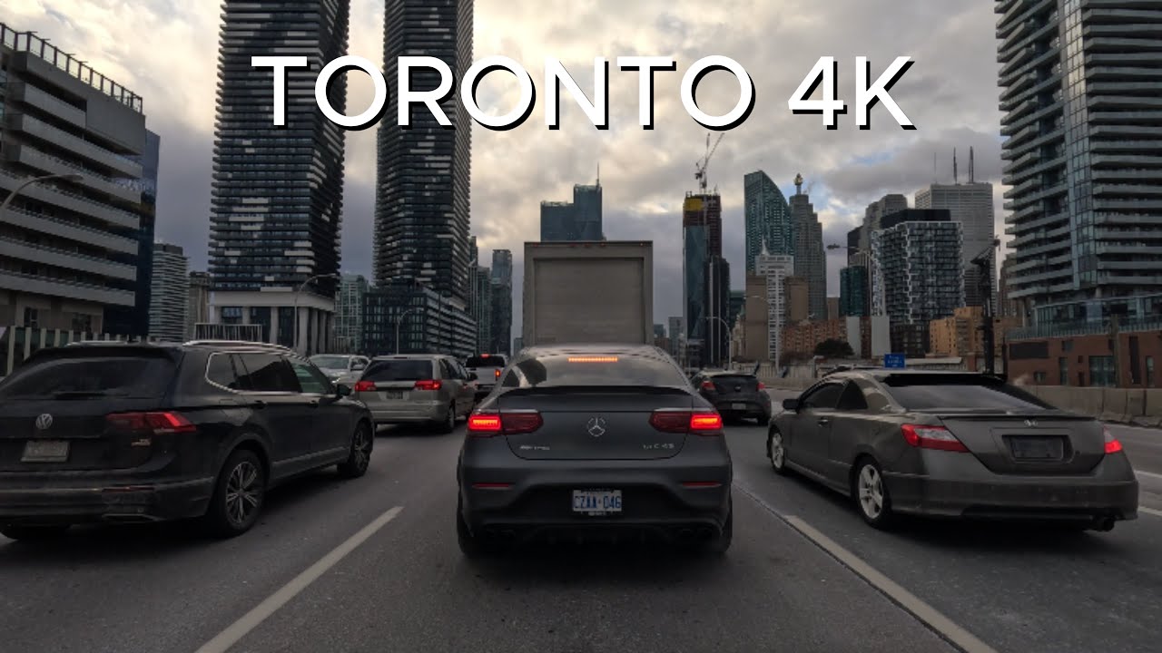 Driving Downtown - Toronto 4K - Skyline Expressway