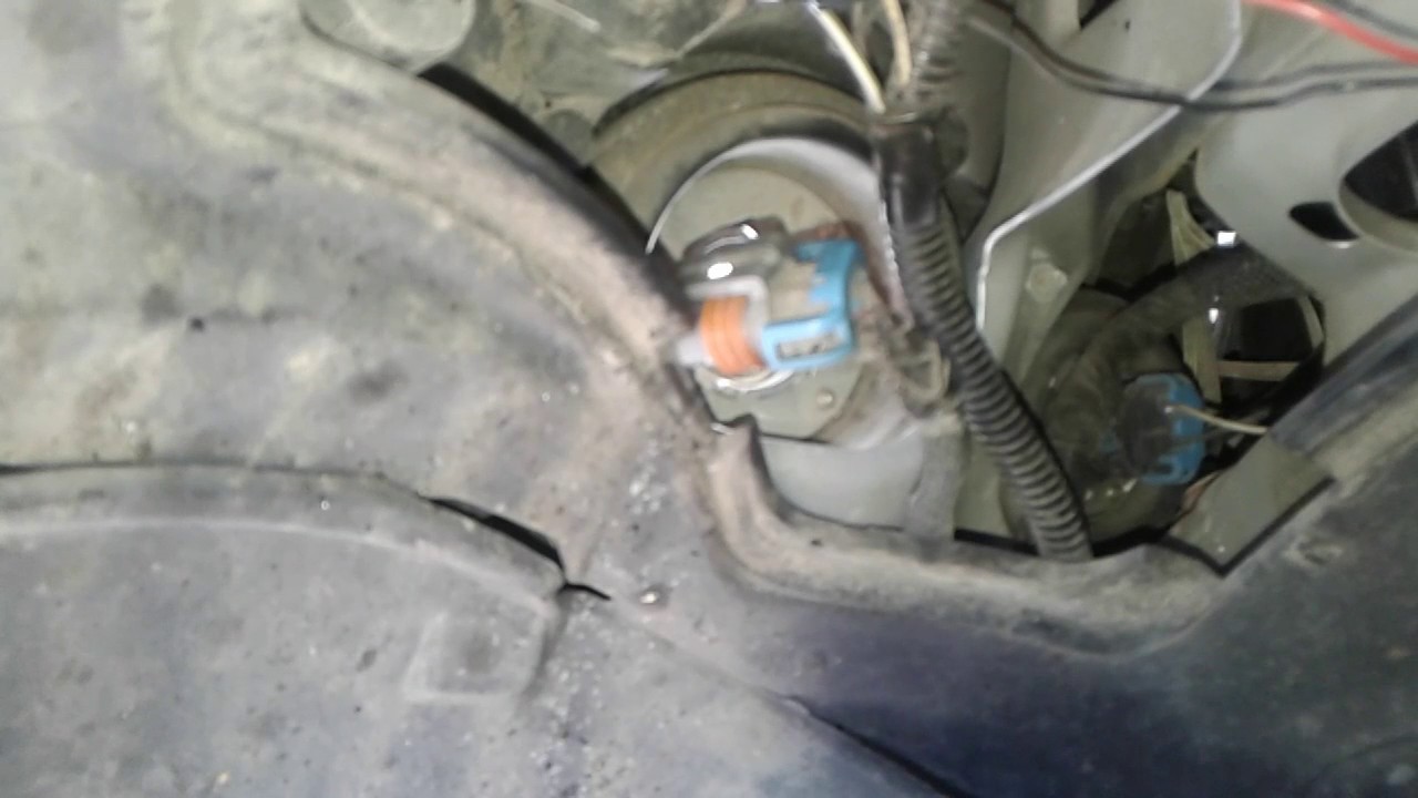 Pt cruiser headlight bulb replacement