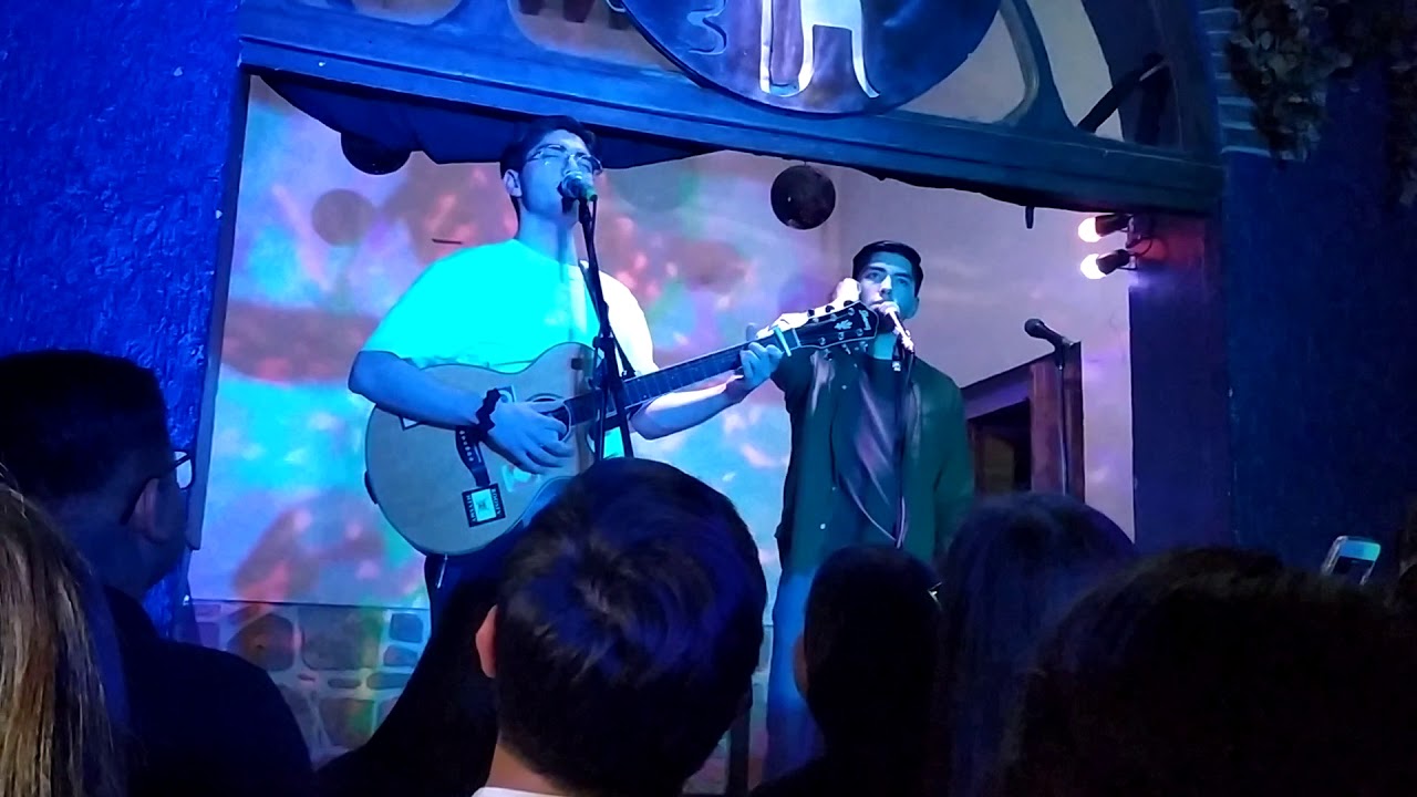 Selfish Pretty Girl- Kevin Kaarl en Morelia Tezla Music Gallery