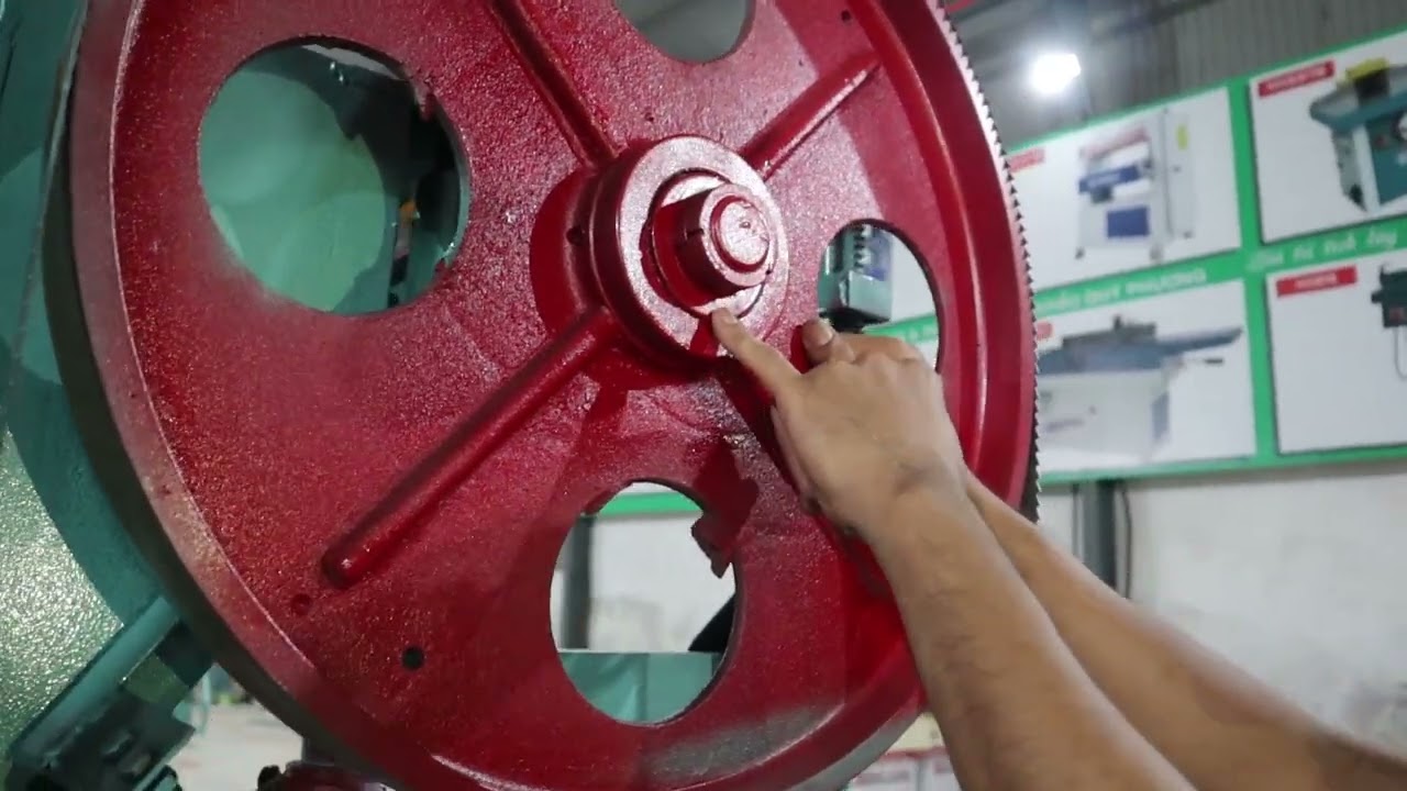 Hướng dẫn căn chỉnh máy cưa Vanh Quý Phương