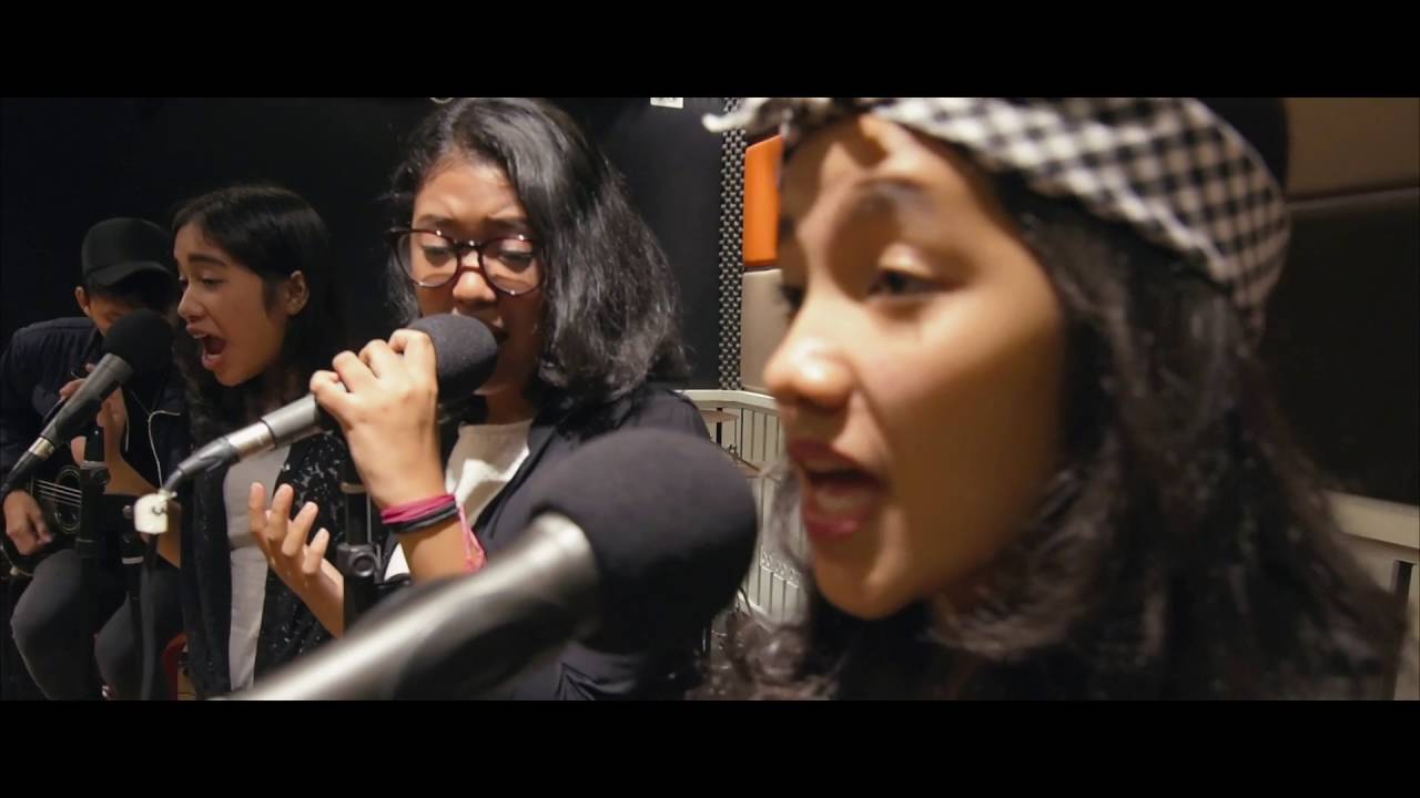 Jessie J - Flashlight  (deCalista  Cover)