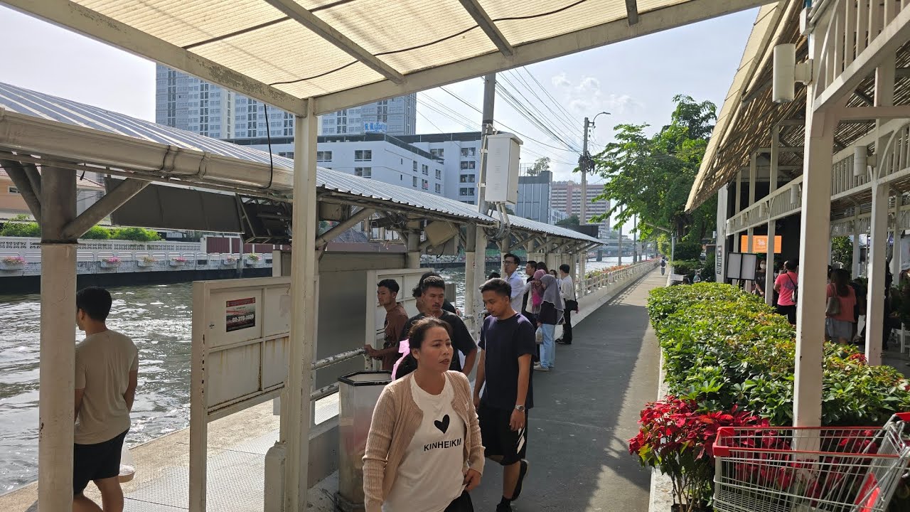 From Bangkapi to Pratunam by Khlong boat 