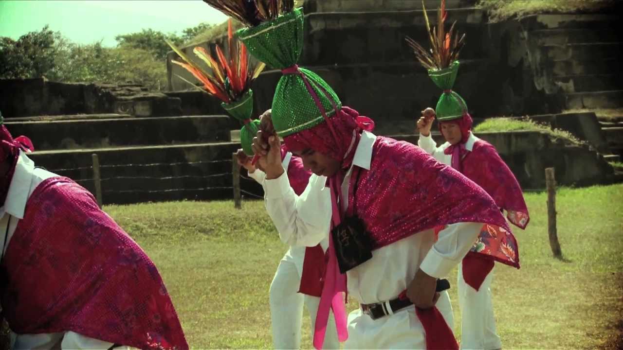 Ballet Folklórico Nacional de El Salvador - Los Emplumados de Cacaopera