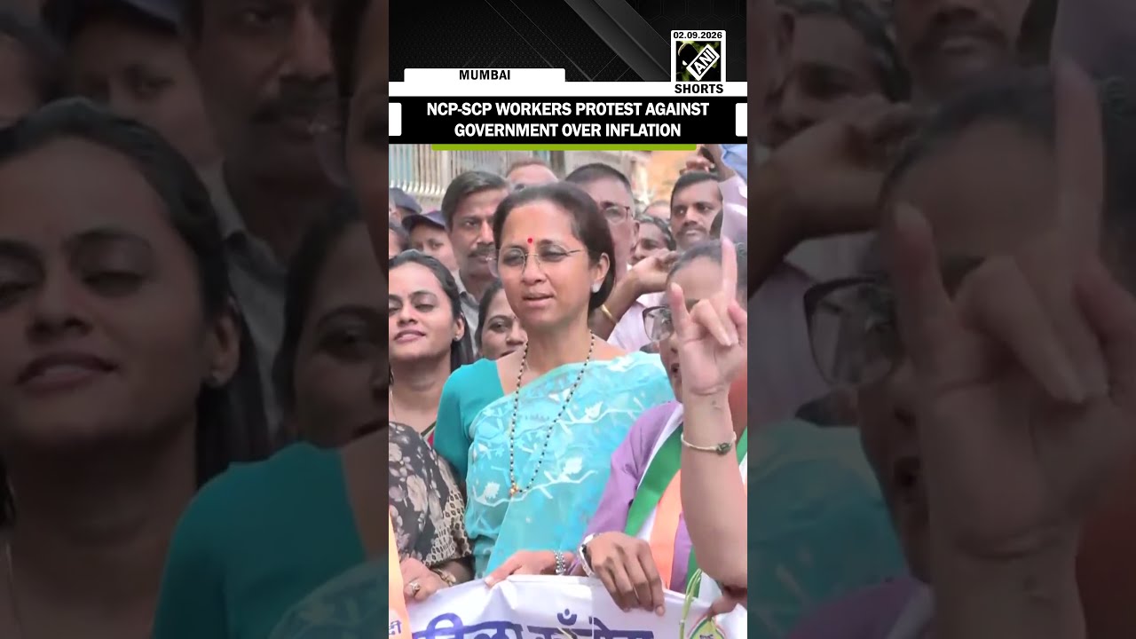 NCP-SCP workers hold protest against government over inflation in Mumbai