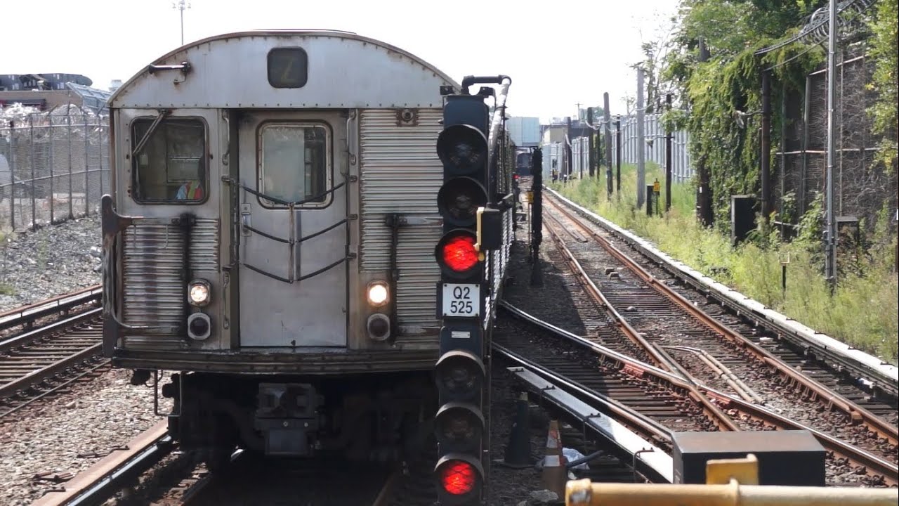 [HD] R32 Z via the L line Passes East 105th Street - 2013