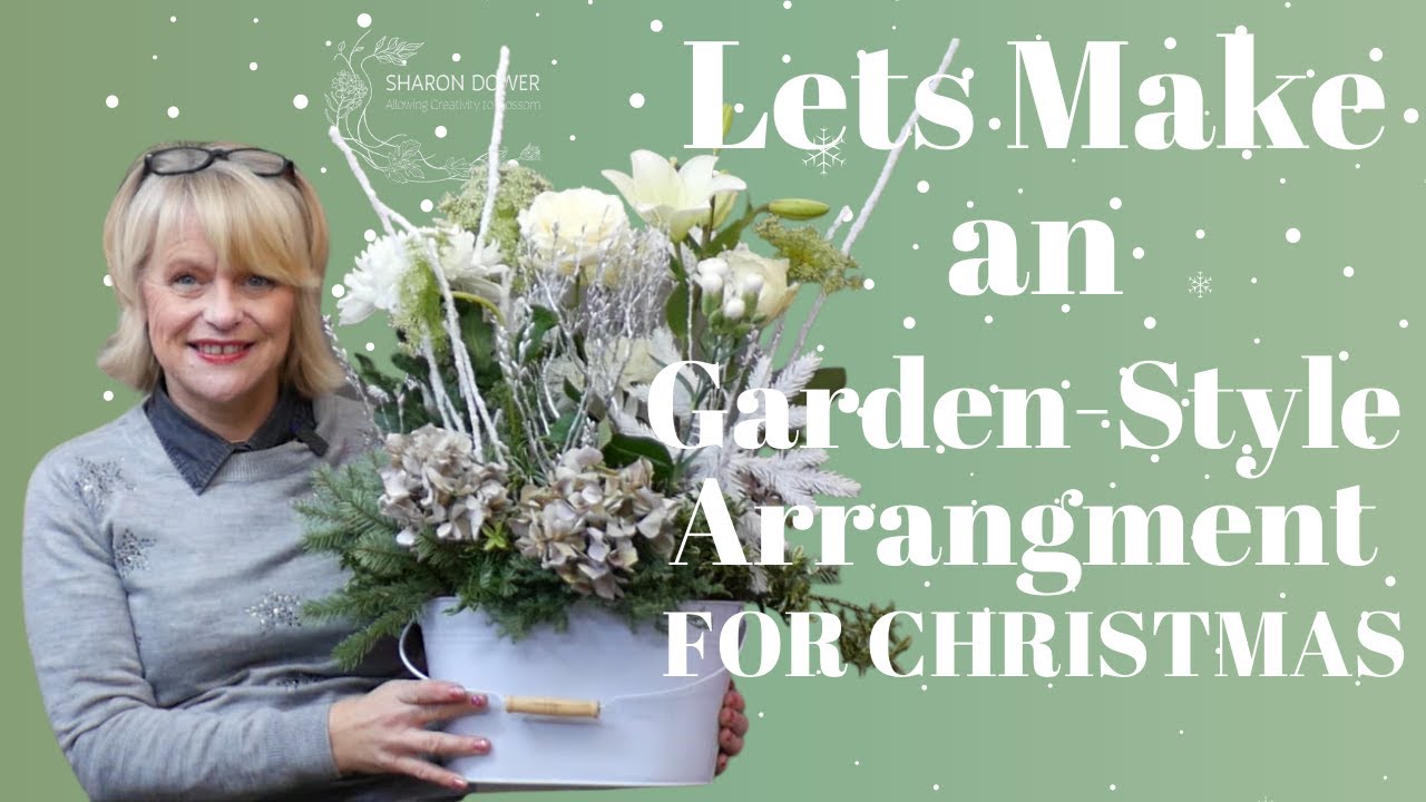 How to make a  Christmas Flower Arrangement - No Floral Foam
