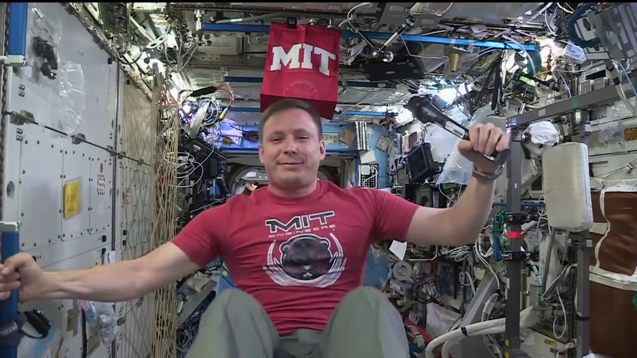 FAKE ISS GREEN SCREEN PROOFS VIDEOS