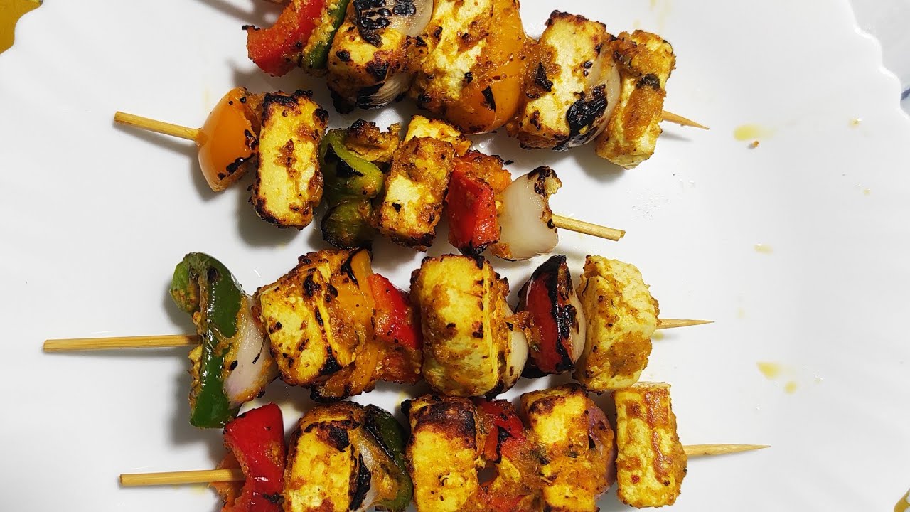 Tandoori paneer tikka restaurant style tandoori paneer tikka ek bar Ghar per jarur banaen