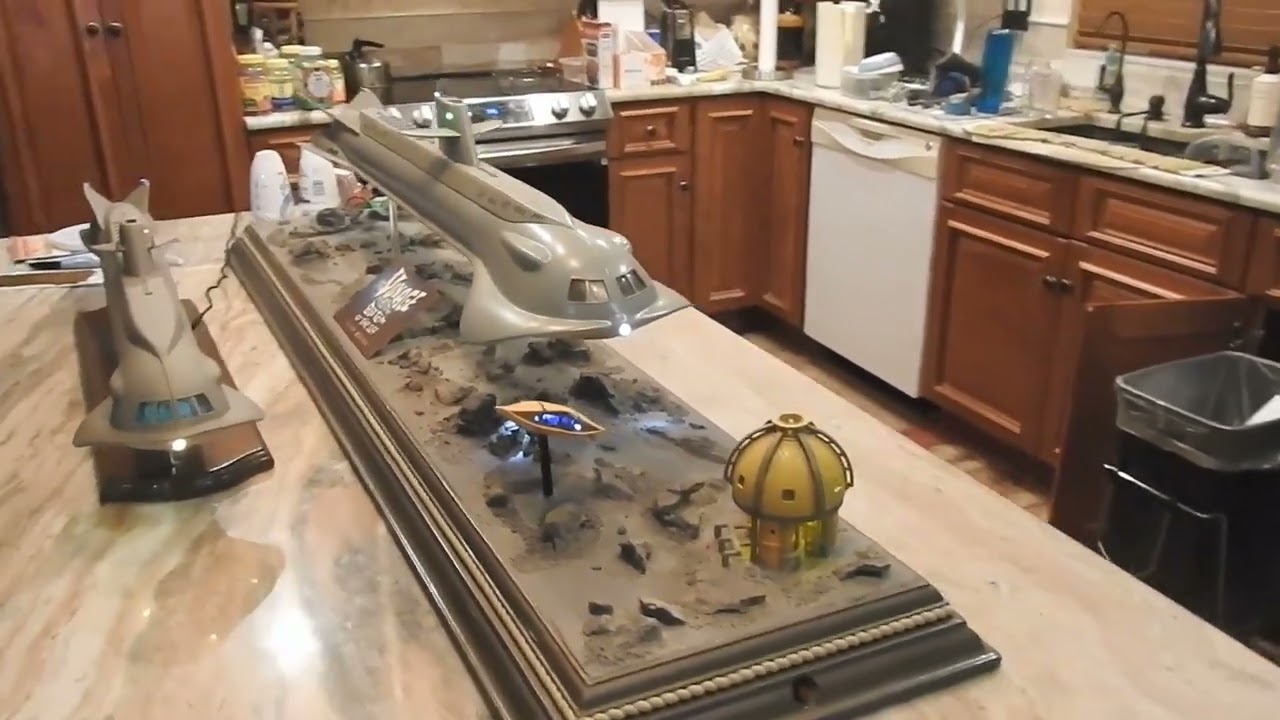 Seaview Part 3 - Lunar models Seaview final build