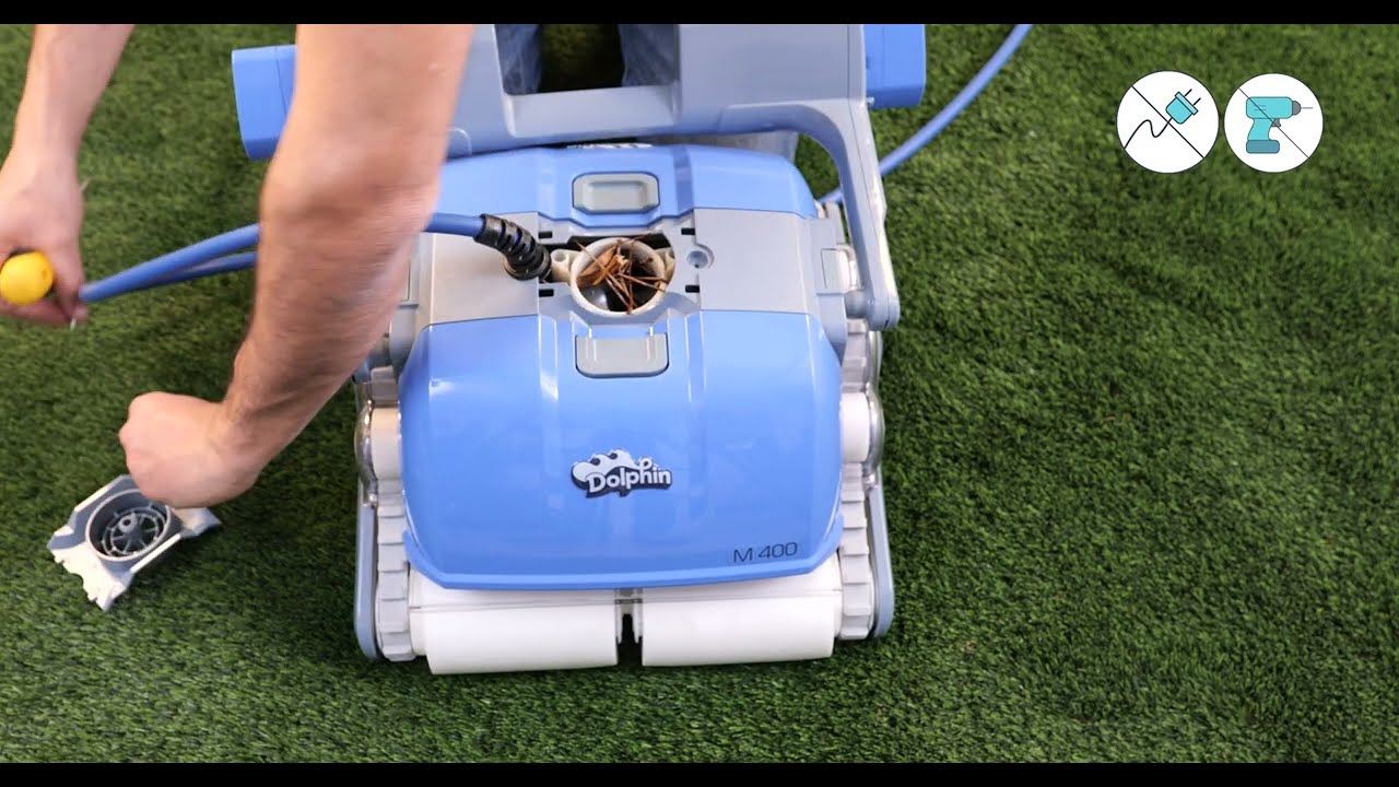 How to clean a Dolphin M400 clogged-up impeller | Maytronics™ Dolphin