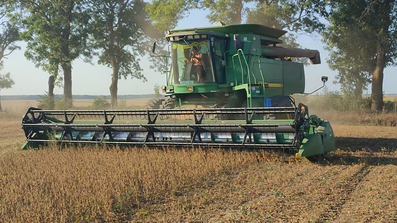 Сезон розпочато молотимо сою. John Deere 9750 STS🐉👍💪 